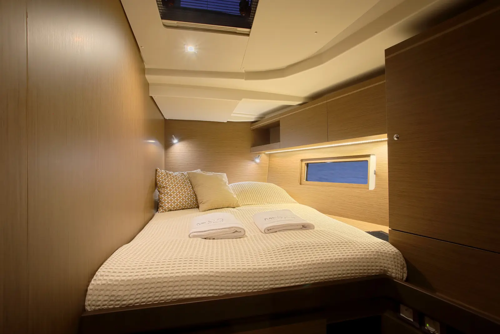 Premium +, Cabin