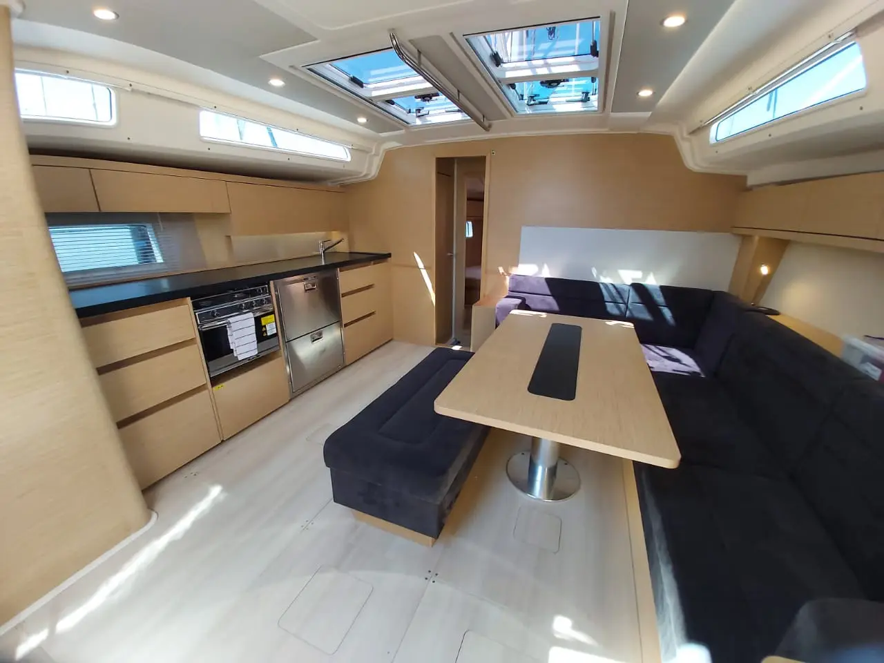 Andromeda, Interior image