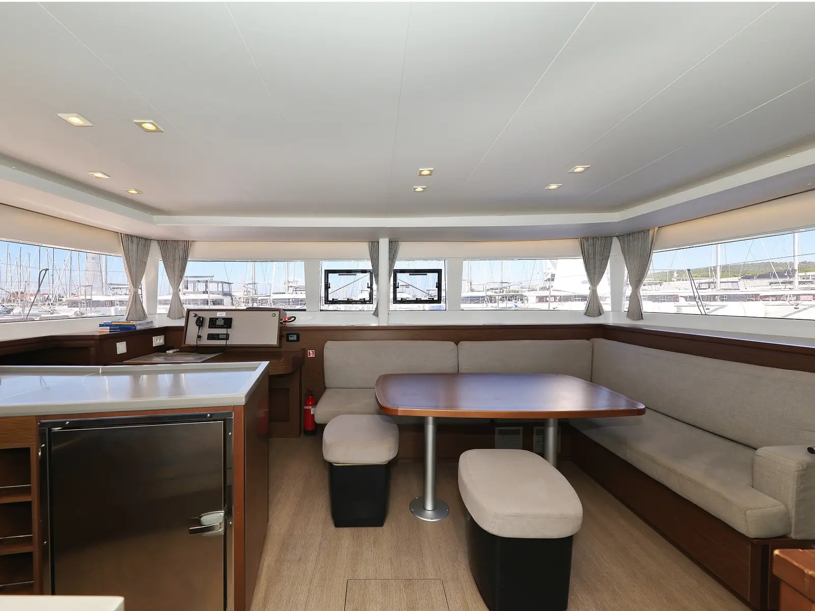 LILITH, Interior image