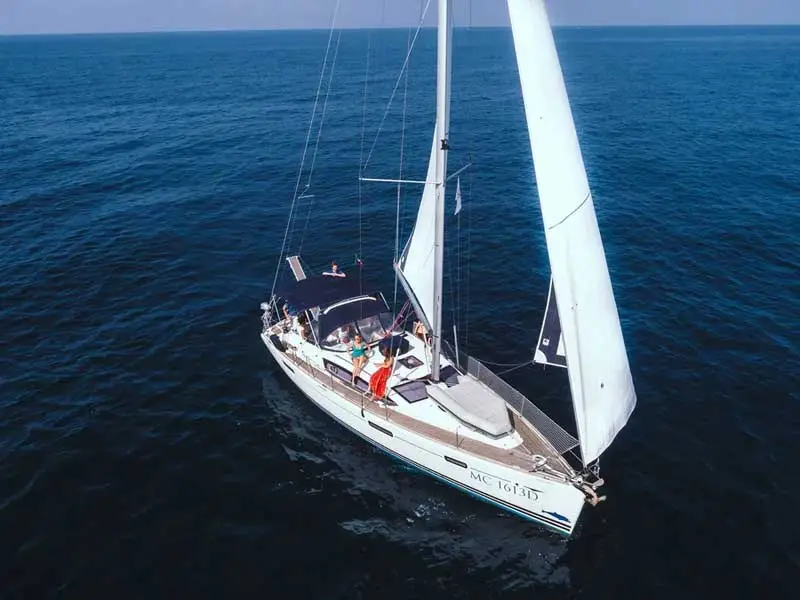 Malandrina, Sun Odyssey 42DS