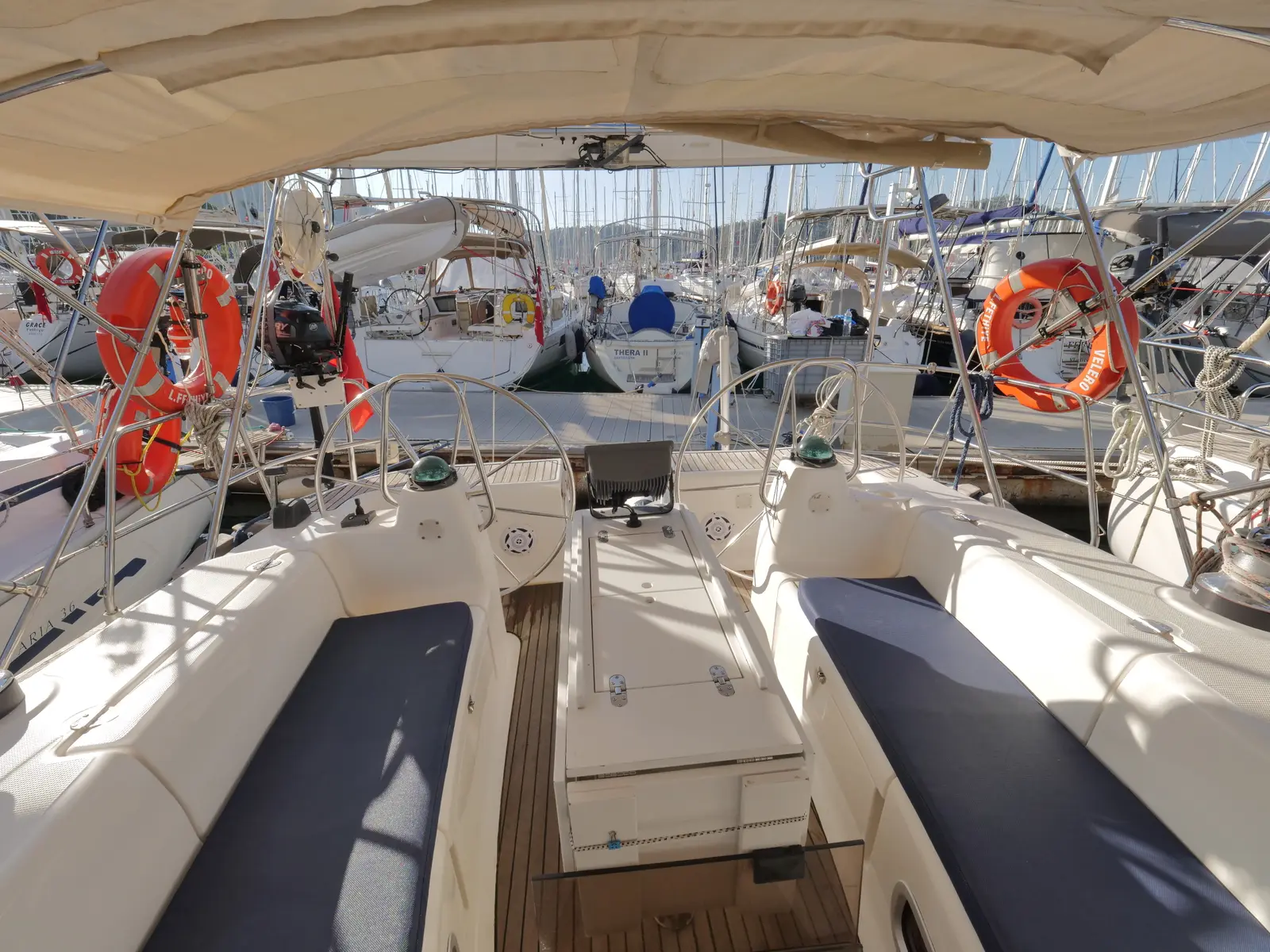 Velero, photograph 20