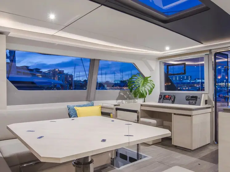 Moorings 5000-6 Exclusive, Interior image