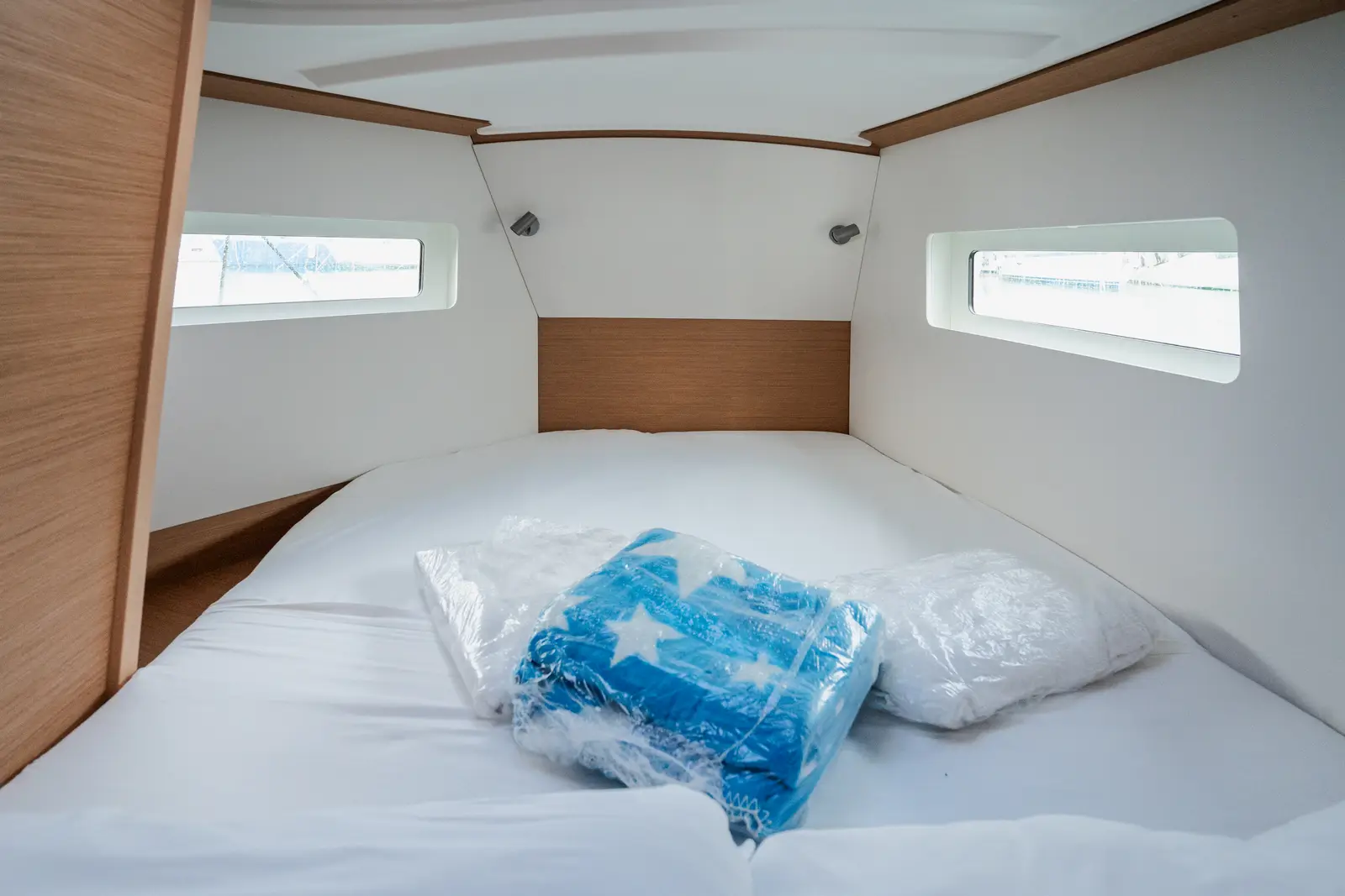 Phoenix - Comfort line, Cabin