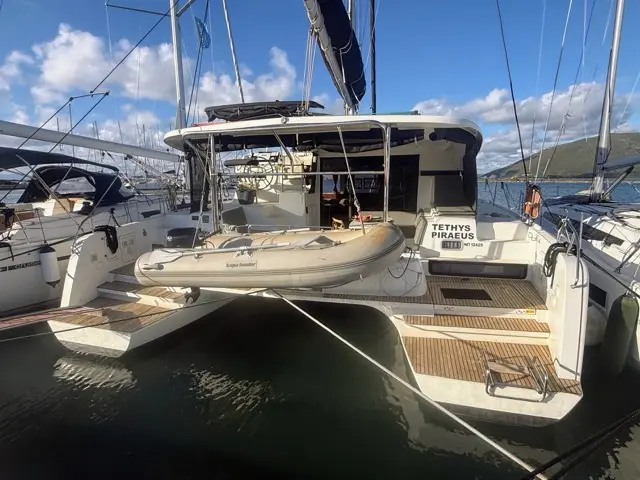 Tethys, Lagoon 42