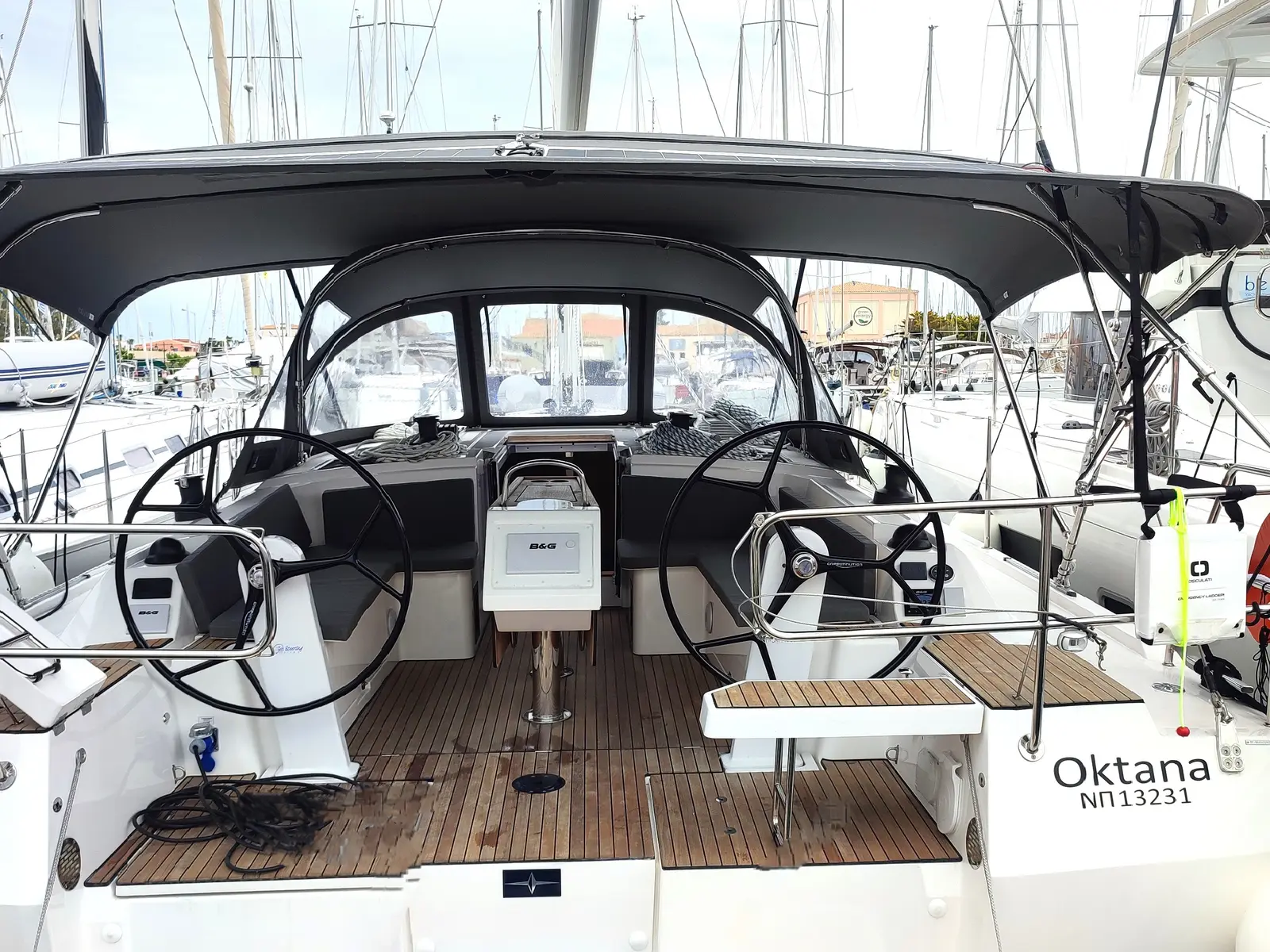 Oktana (Pax 8), Main image