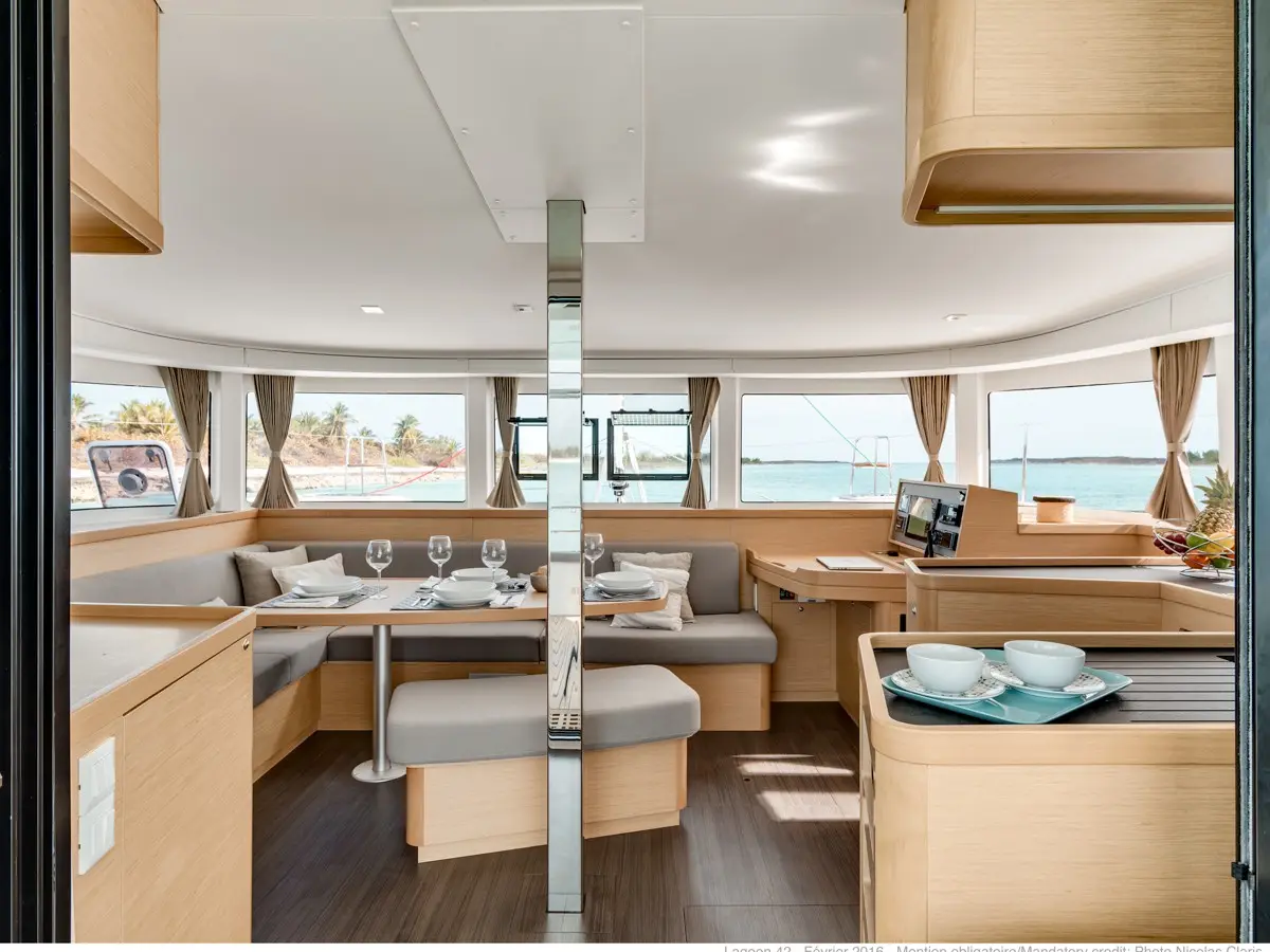 Avadele - Cabine 3 (Lagoon 42), Interior image