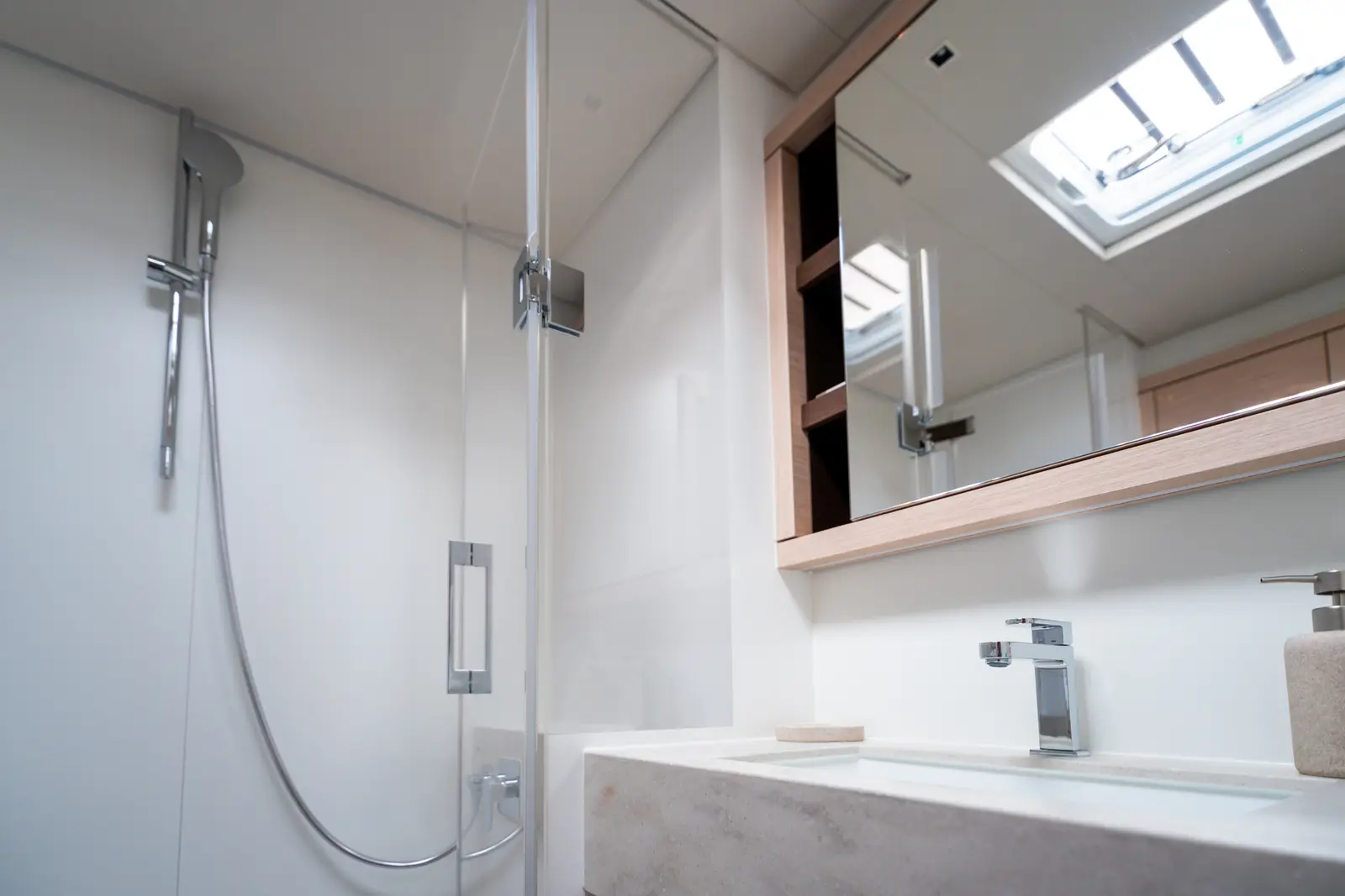 SAILUXE - Gloria, Toilet