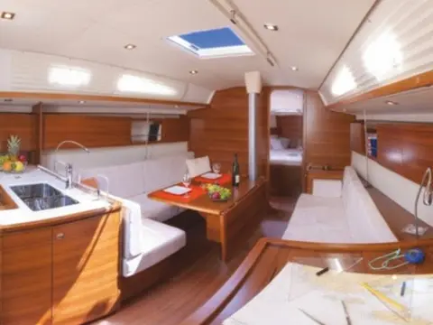 RED SCORPION, Interior image