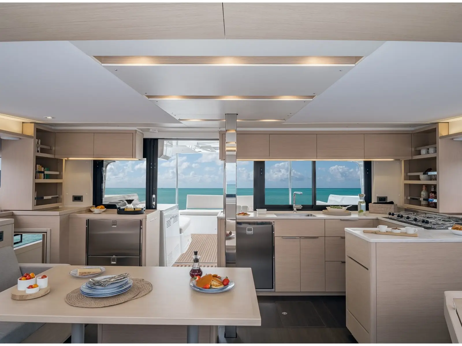 Lady Mary, Interior image