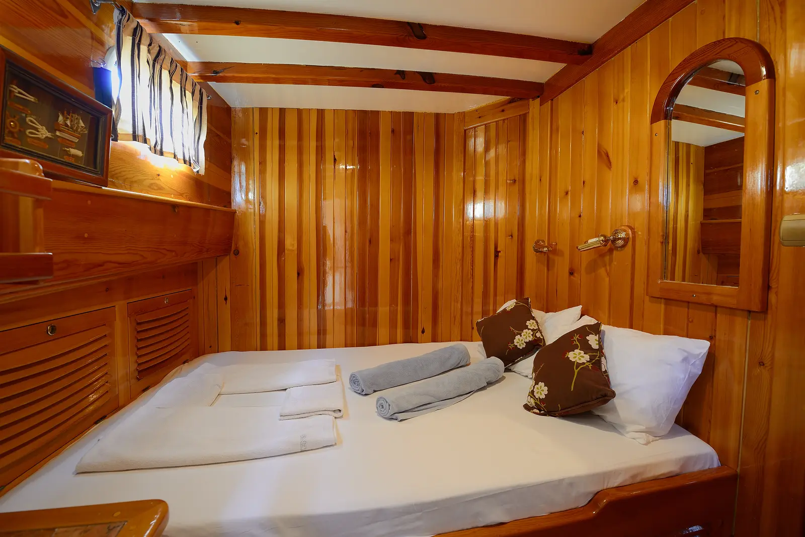 Xenos II Cabin 1 - Comfort, photograph 2