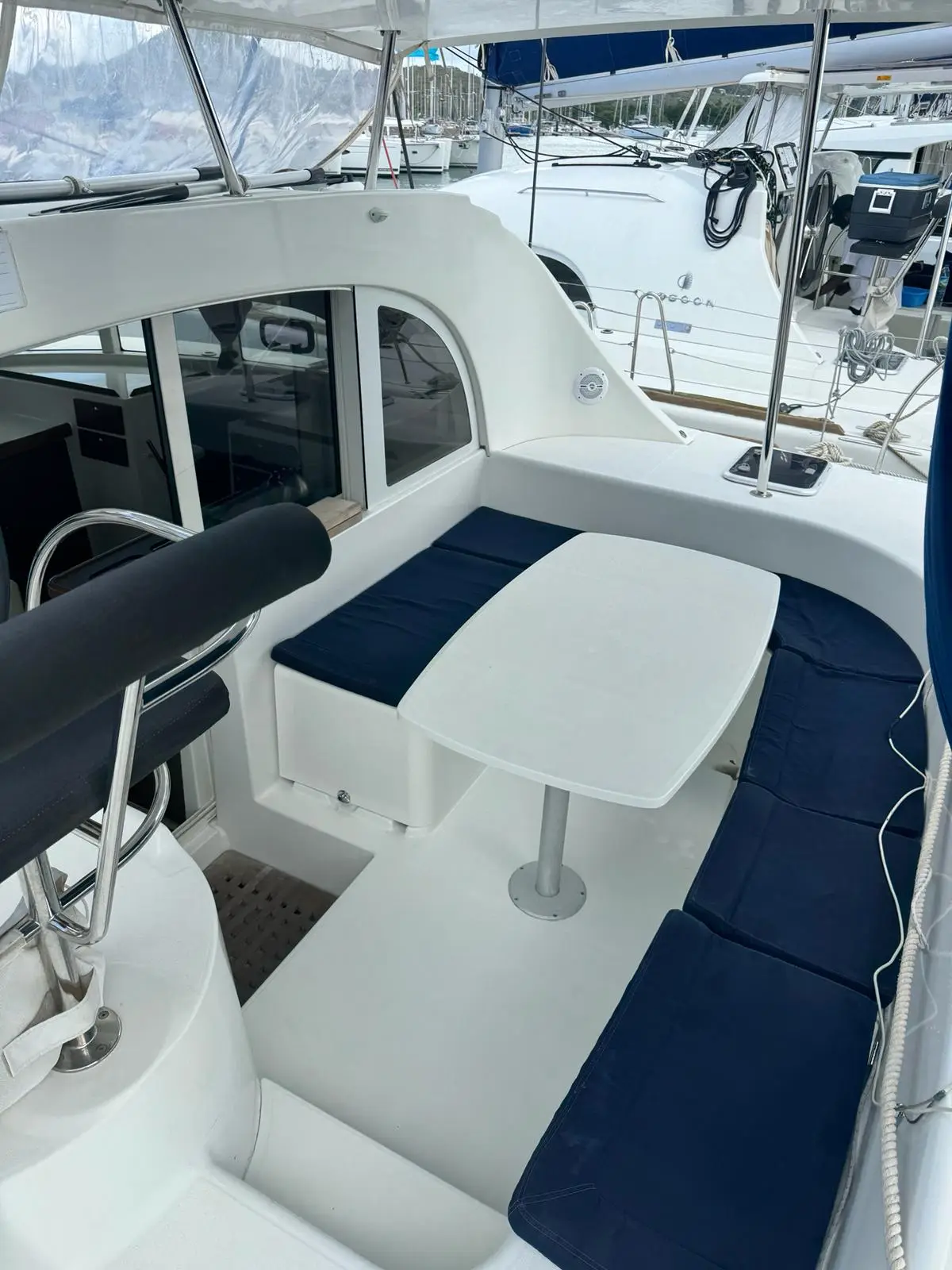 PUMA I, Interior image