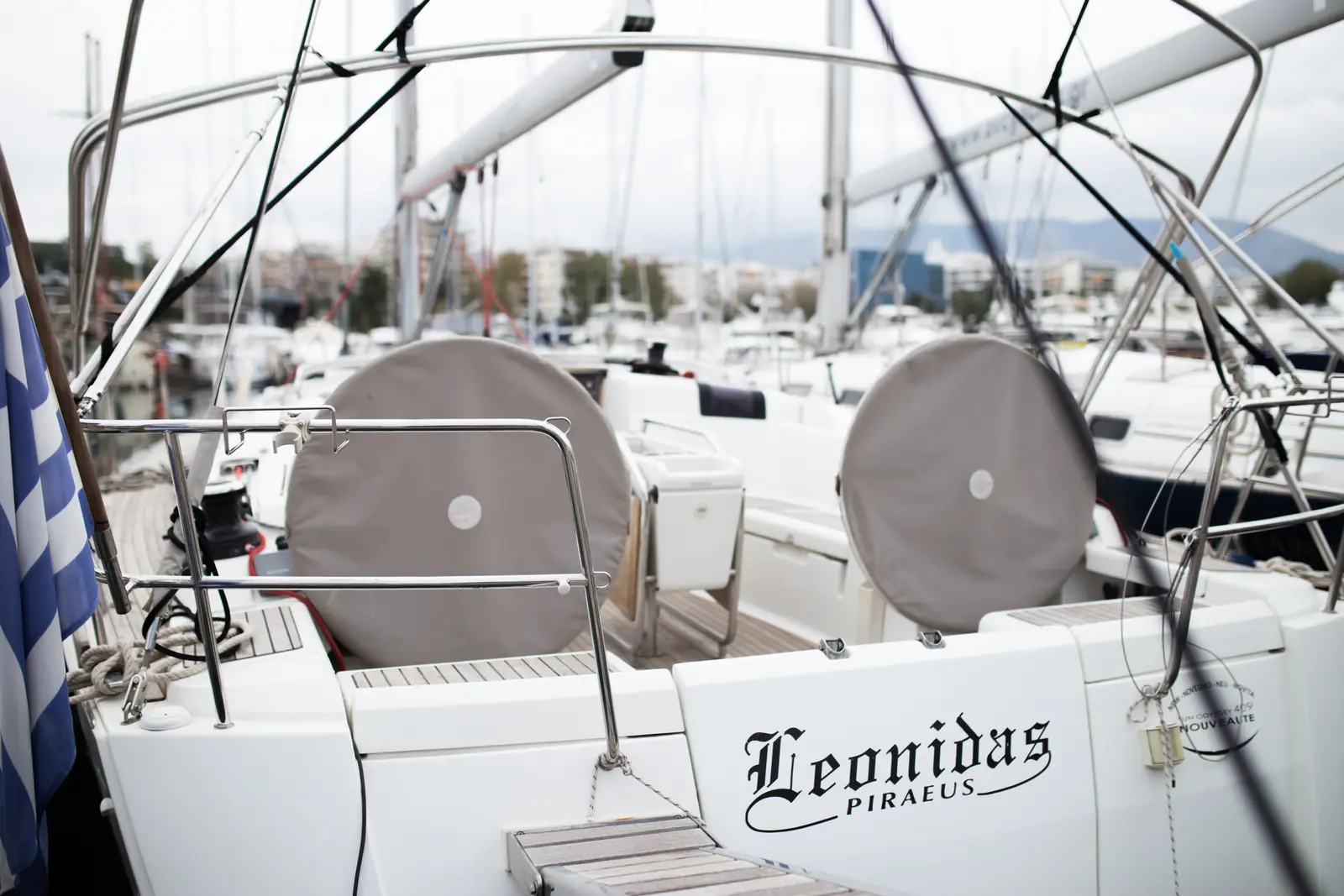 Leonidas, photograph 24