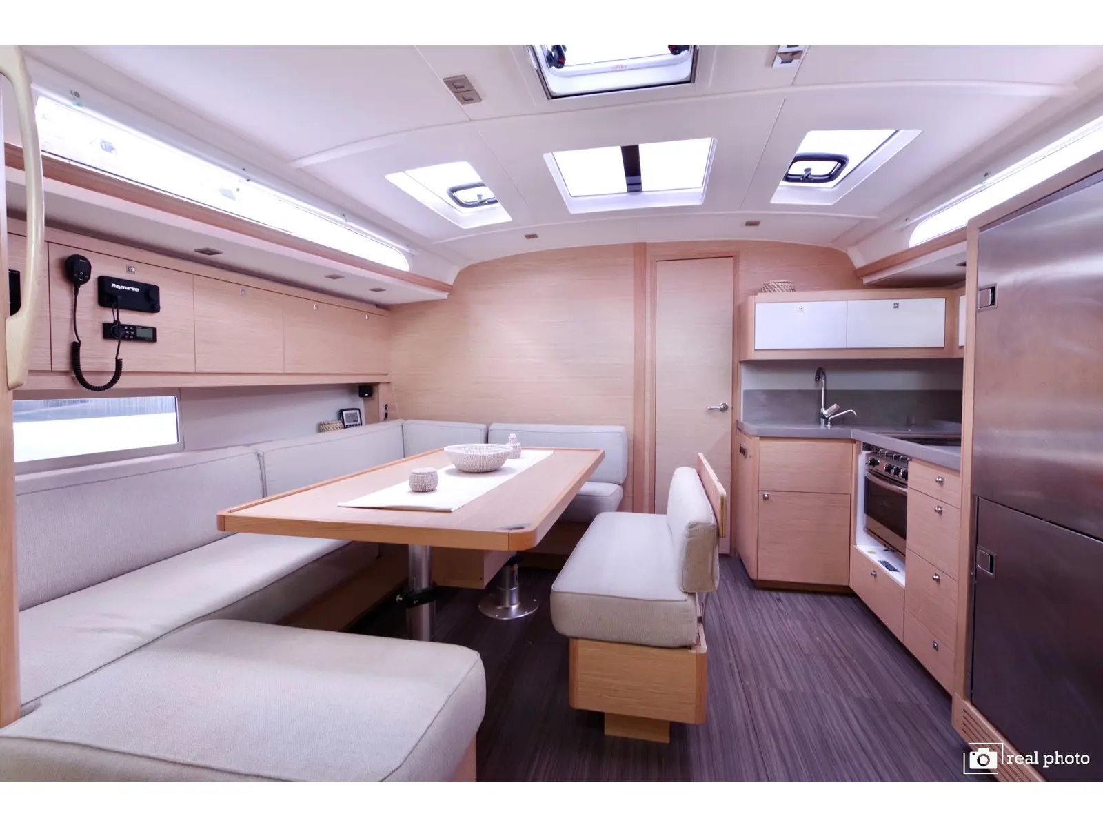 Lucia - Water maker, Solar Panel, Interior image