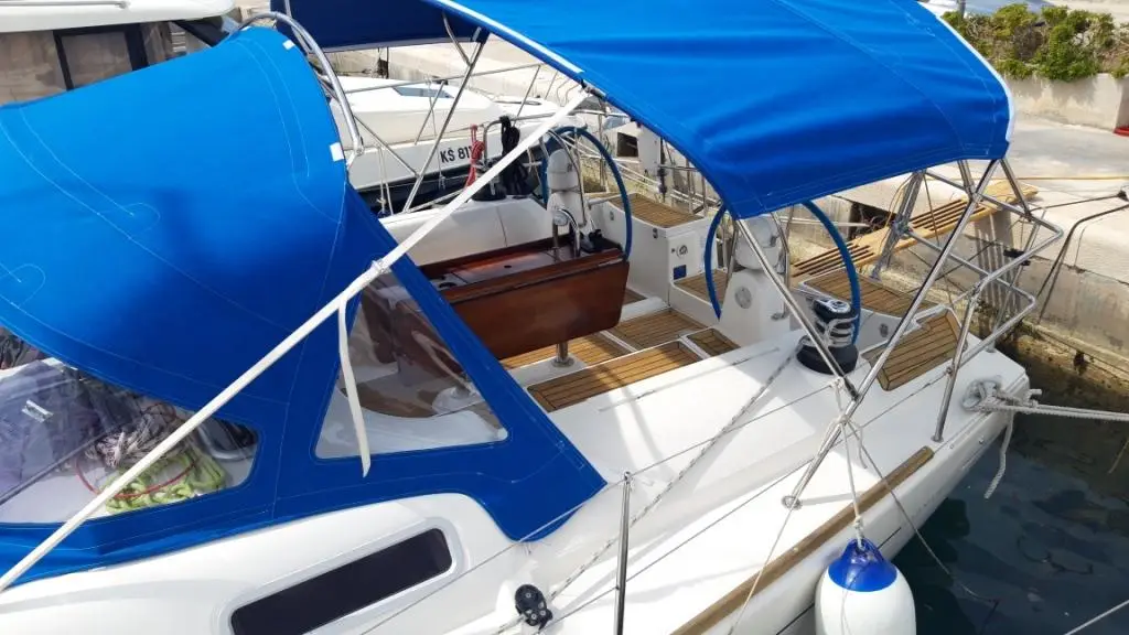Hauraki (refit: 2025, new engine and solar panels), foto 4