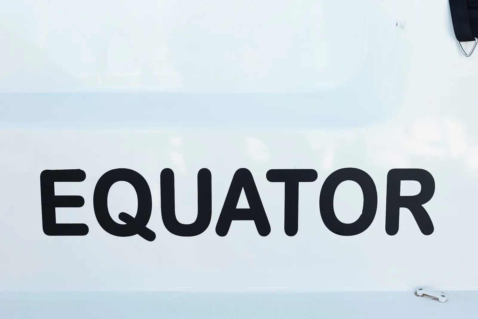 EQUATOR, photograph 13