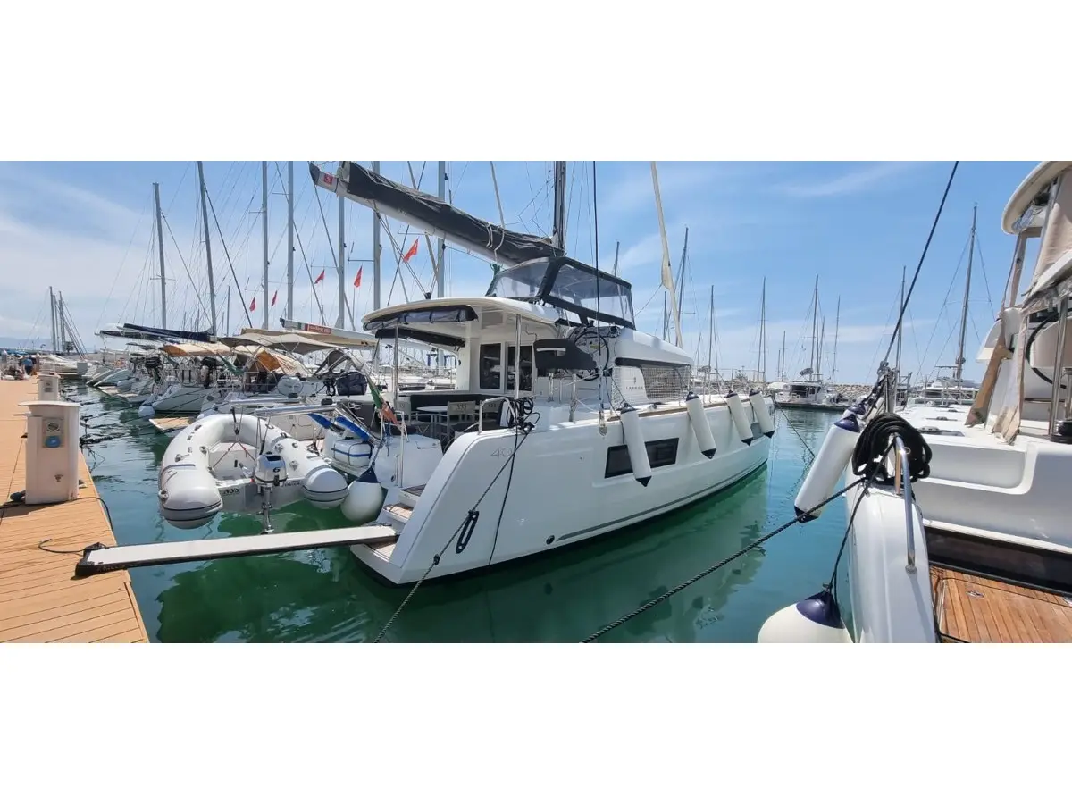 Freccia, Lagoon 40