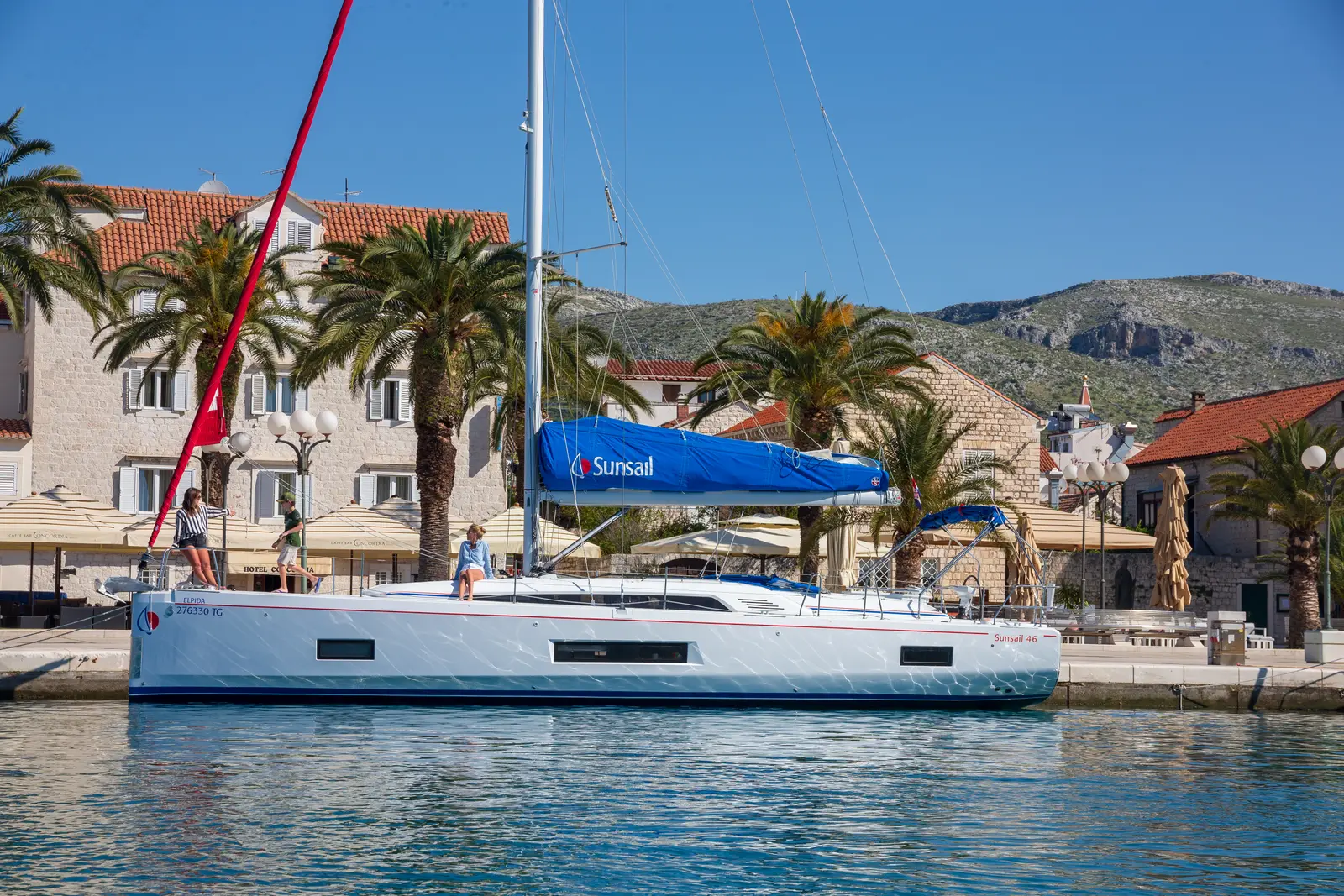 Sunsail 46.4 Premium, photograph 2