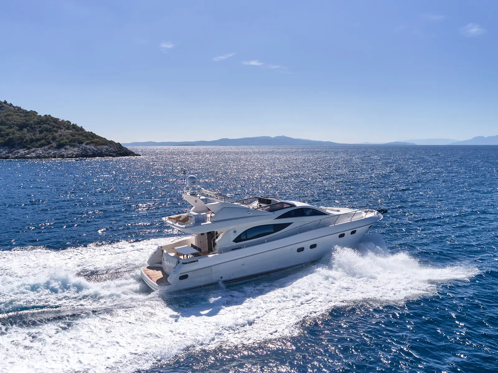 Lady L, Altamar 64