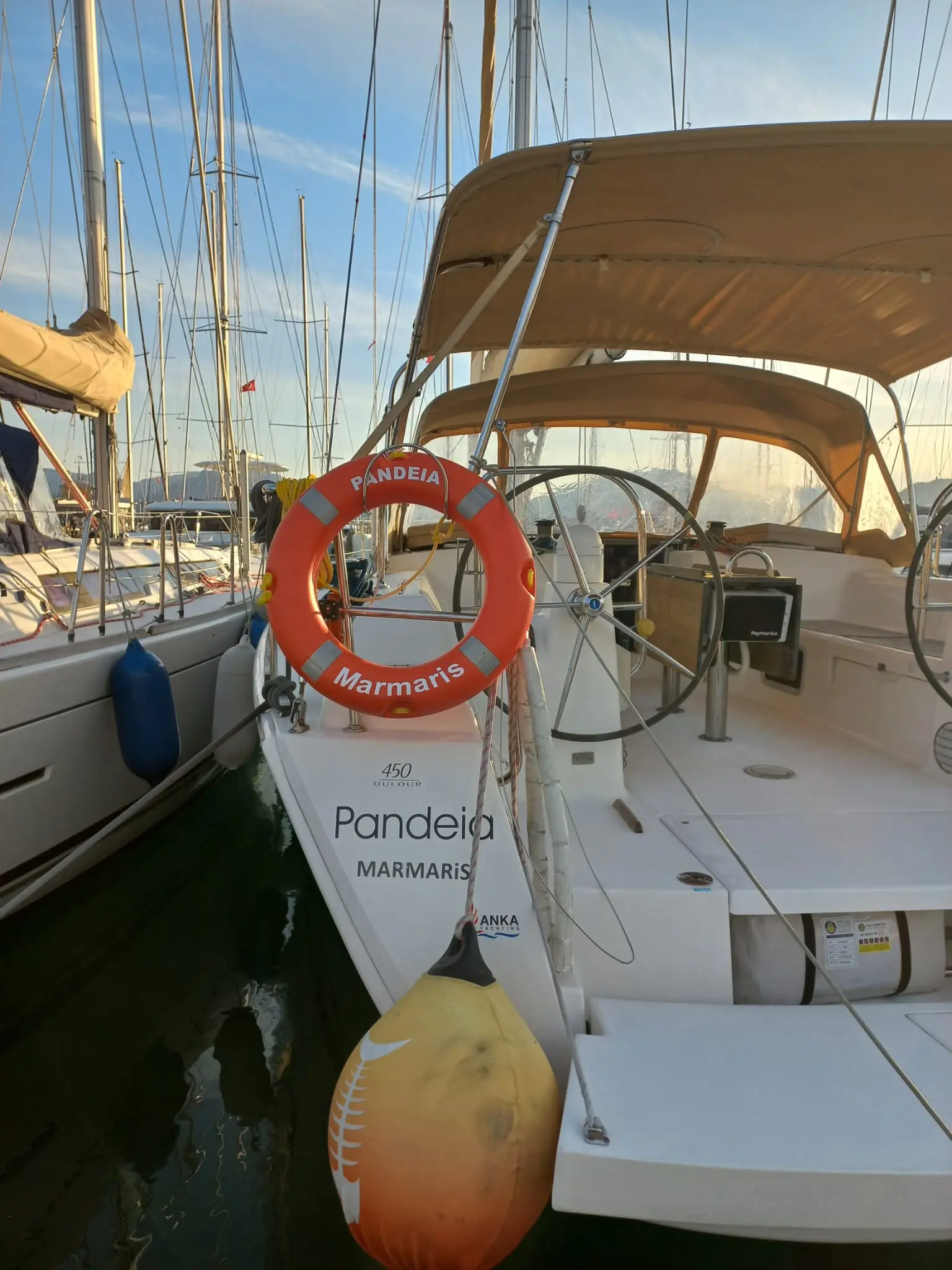 Pandeia, photograph 6