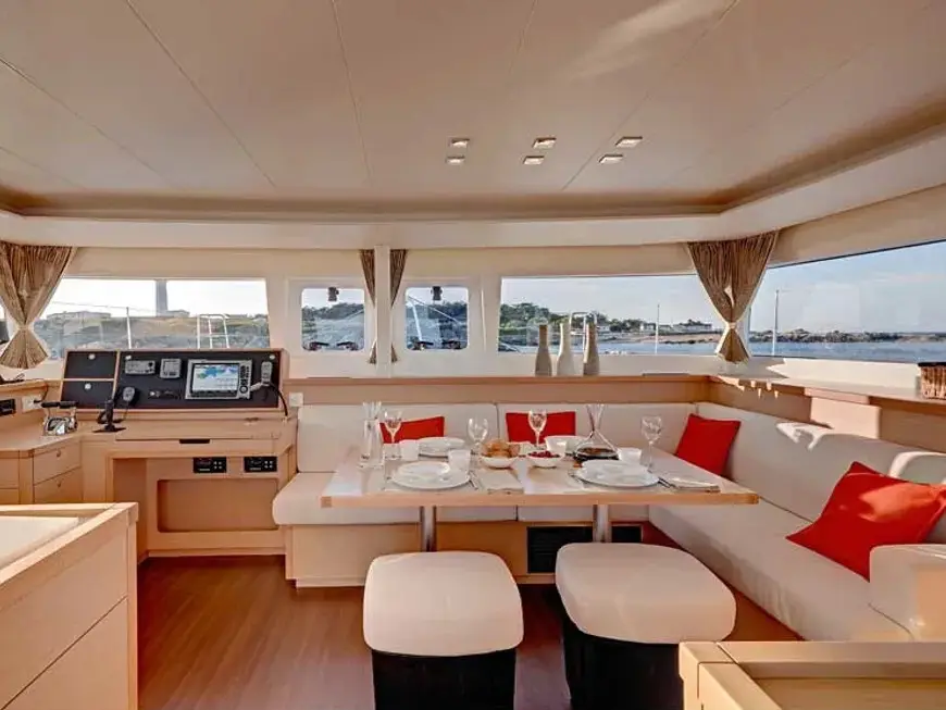 Celine, Interior image