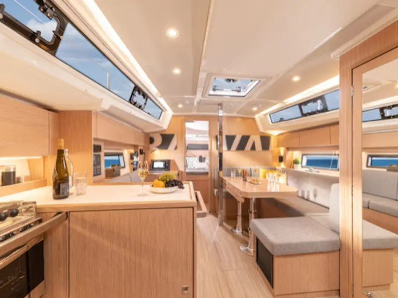 DEA, Interior image