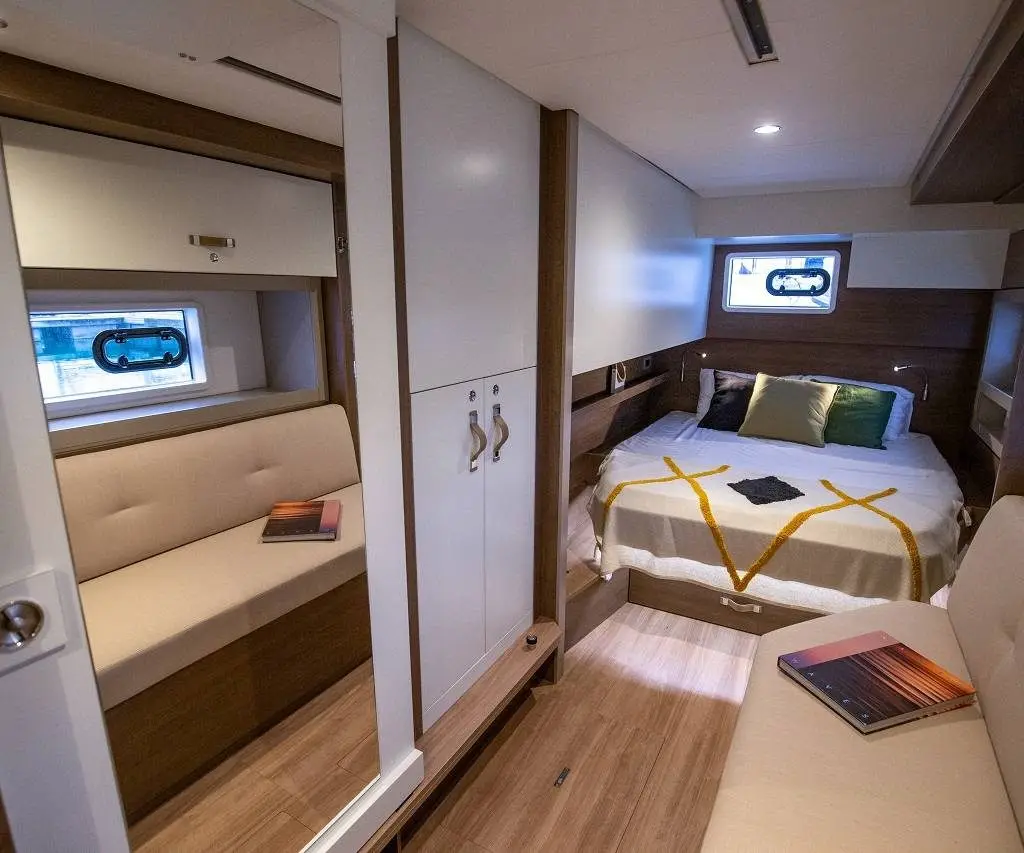 BLISS LUXURY CATAMARAN, photograph 8
