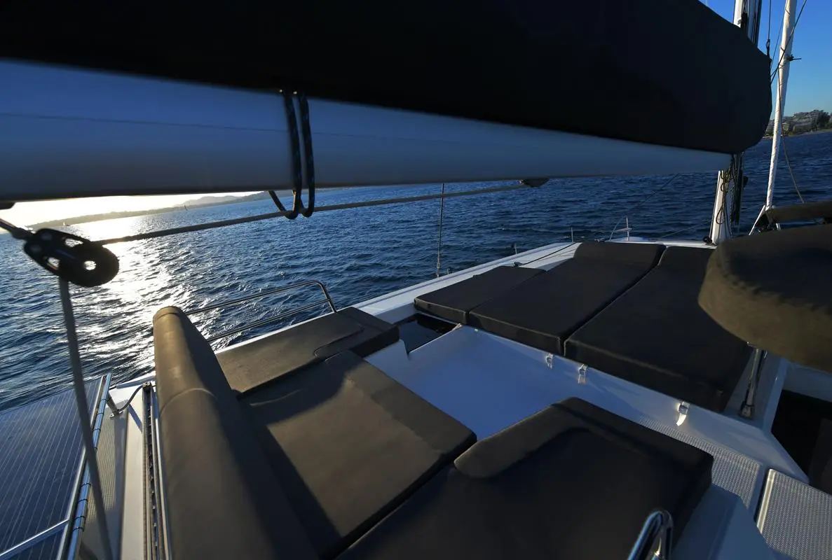 Eclipsea, photograph 3