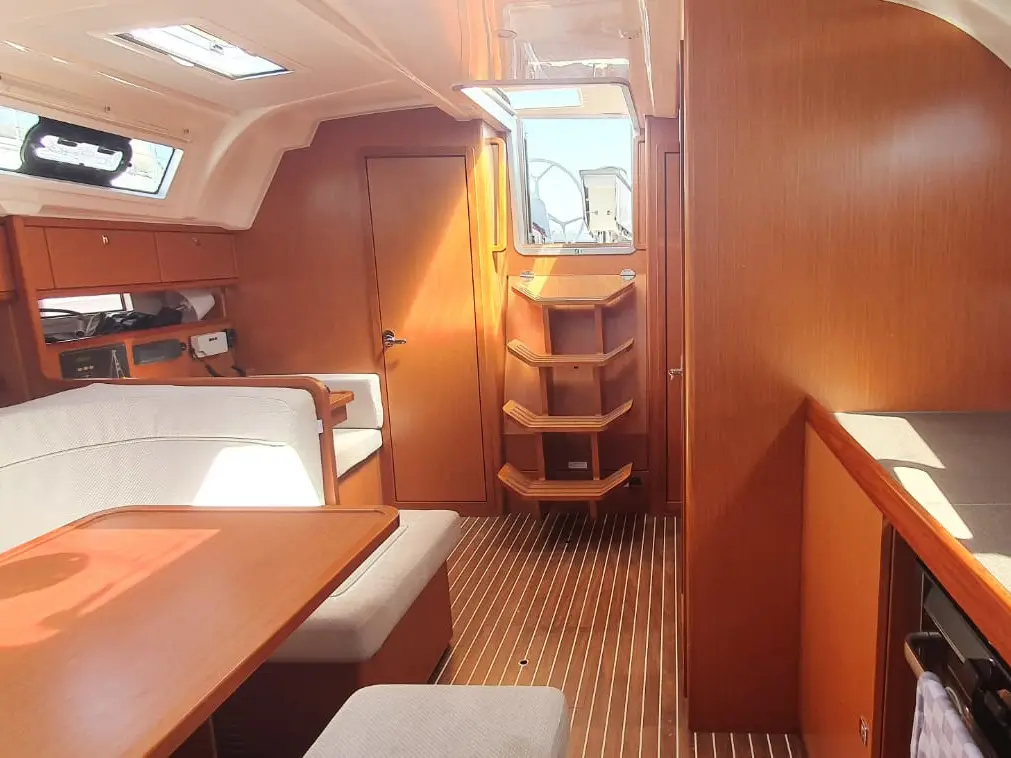Surya, Interior image