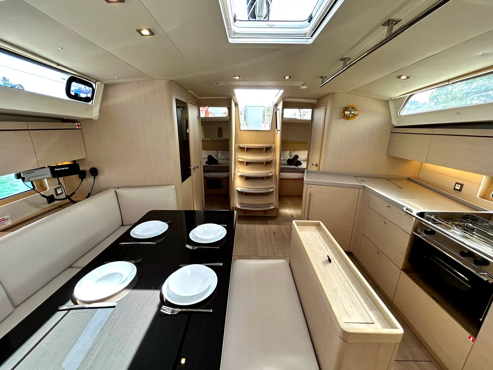 Capriccio (Refit 2025 - A/C - Generator - Electric Heads), foto 8