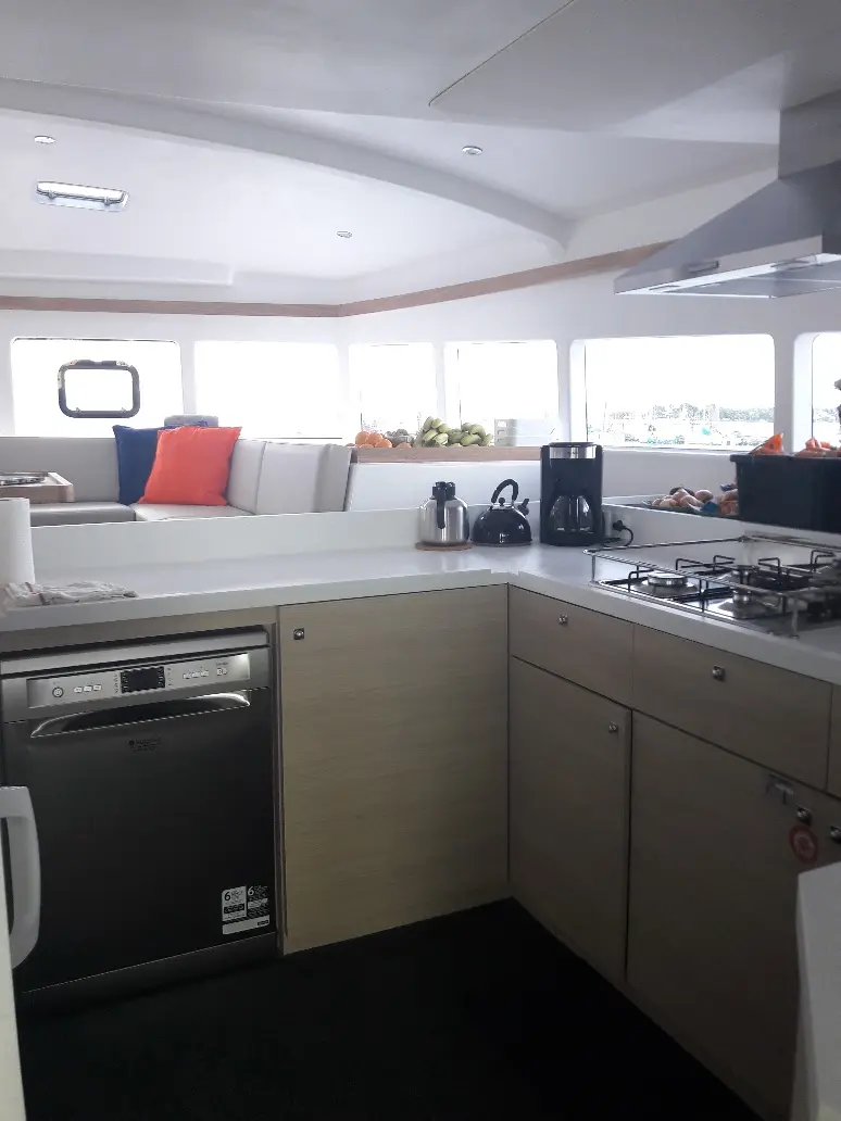 Eye Candy, Kitchen 1
