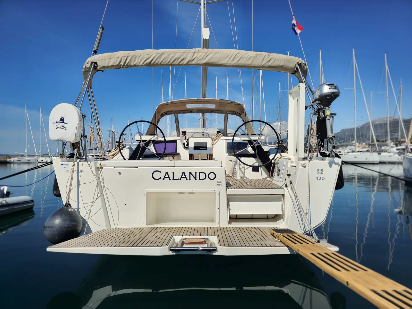 Calando, Main image