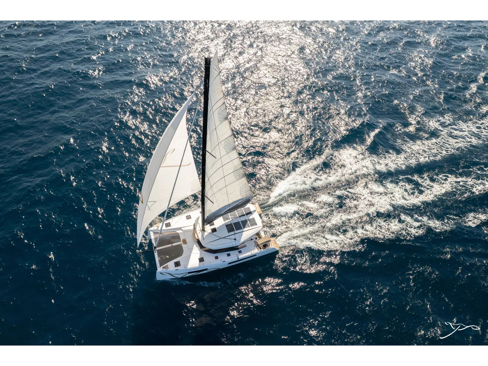 Stella, Main image