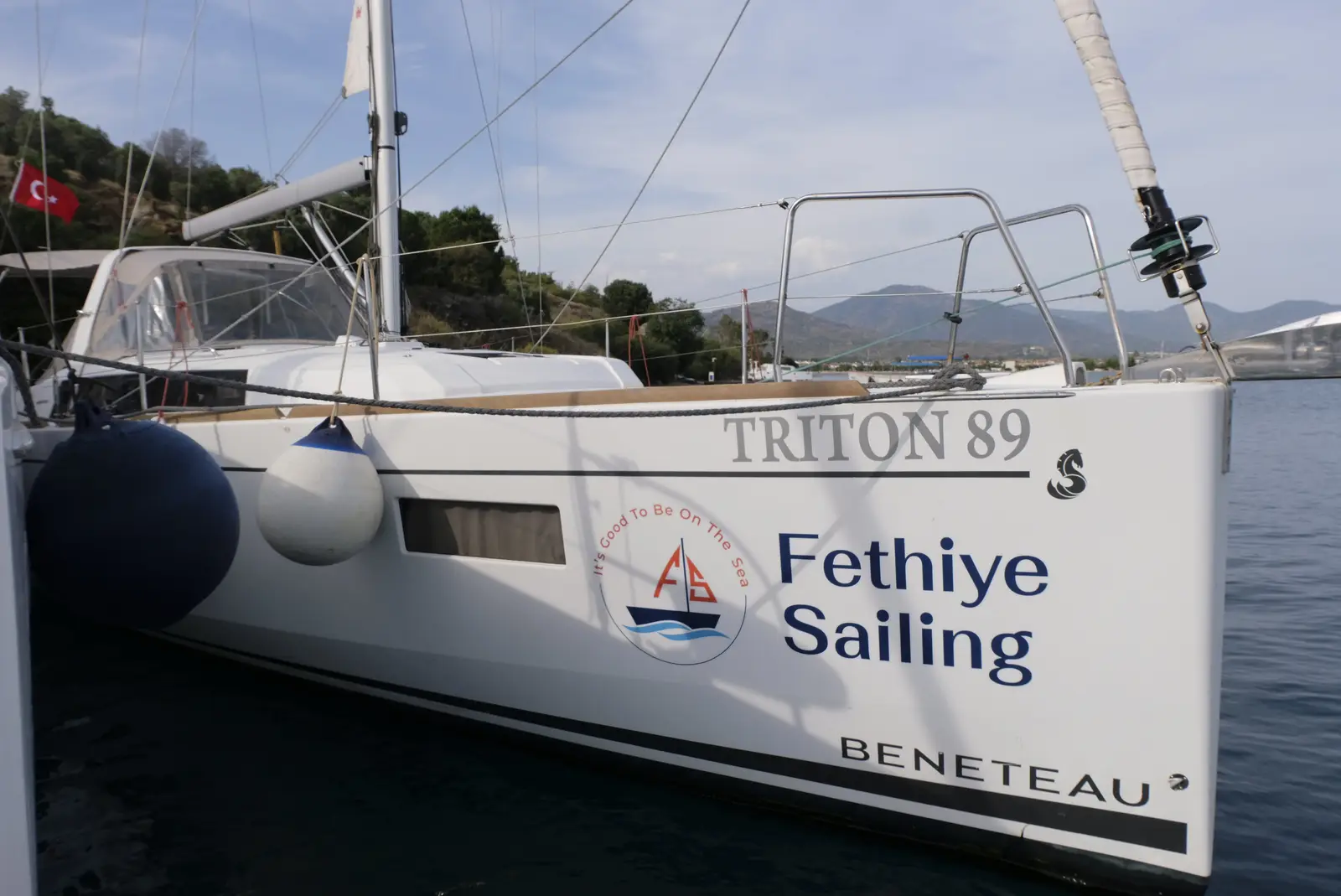 TRITON 89, photograph 10