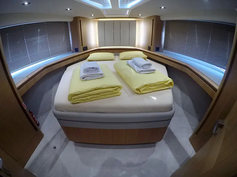 Il Sogno V, Galeon 480 Fly
