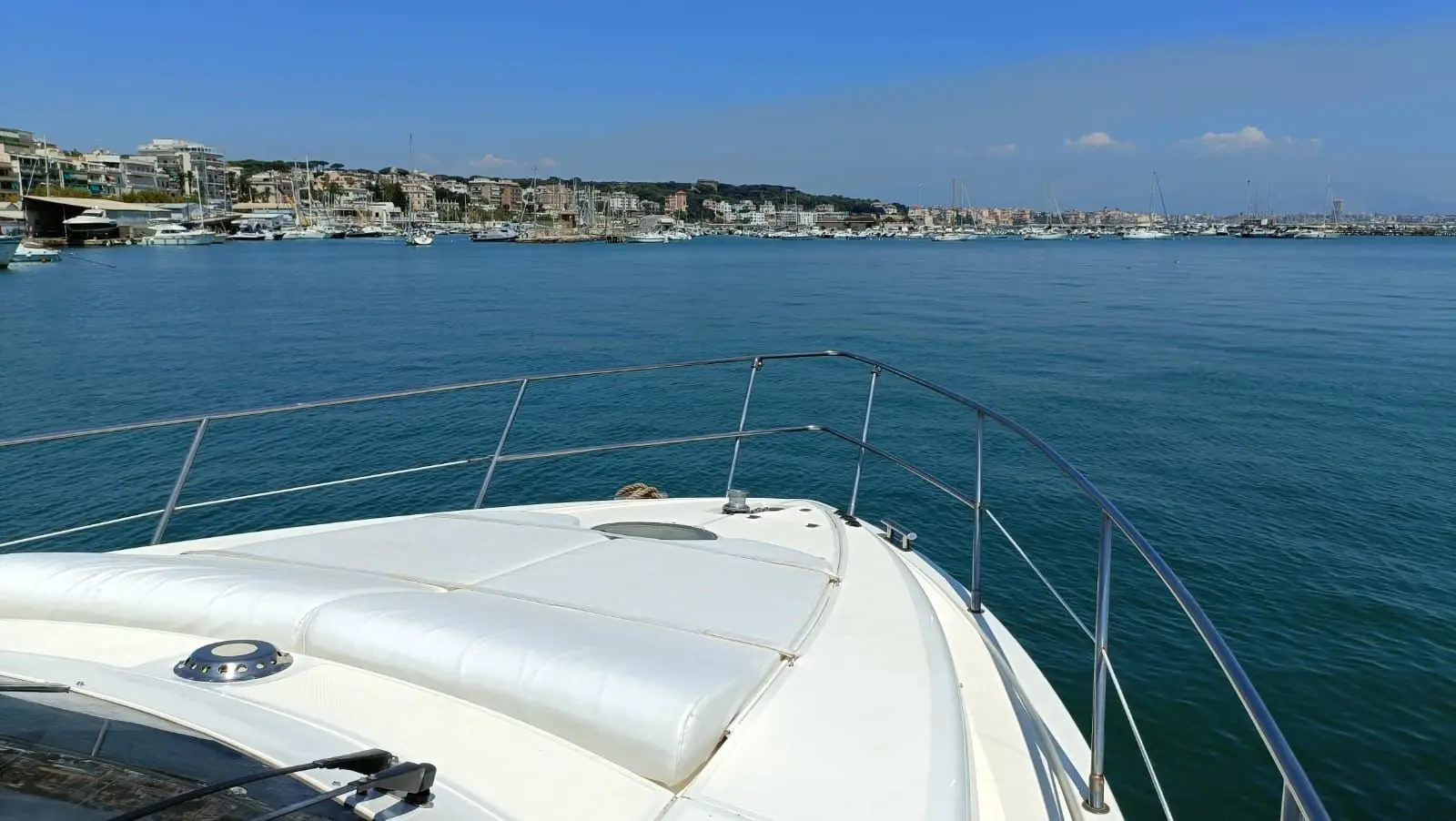 AZIMUT 46 (App), photograph 3