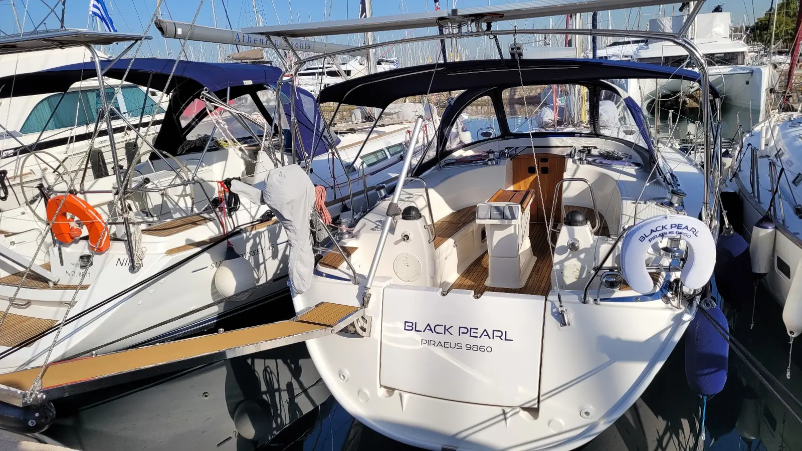 Black Pearl, photograph 5