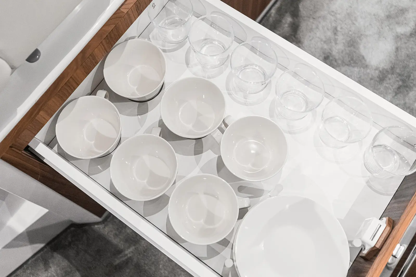 OTTI, dishes