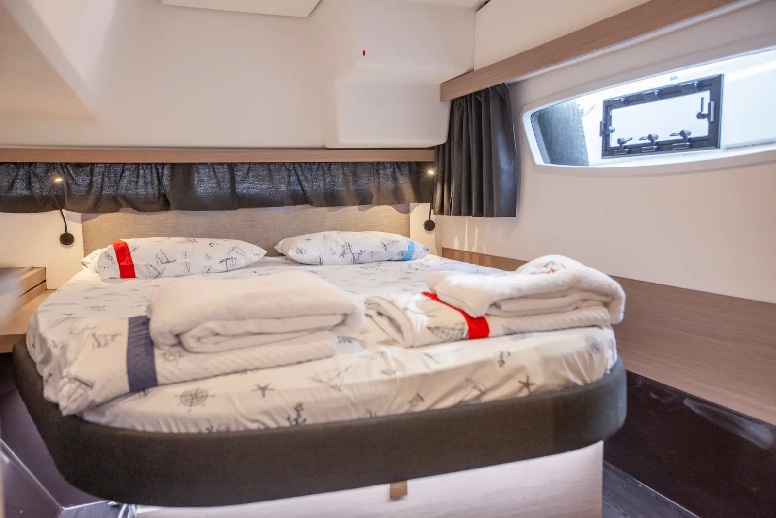Serenita, Aft Cabin (port side)