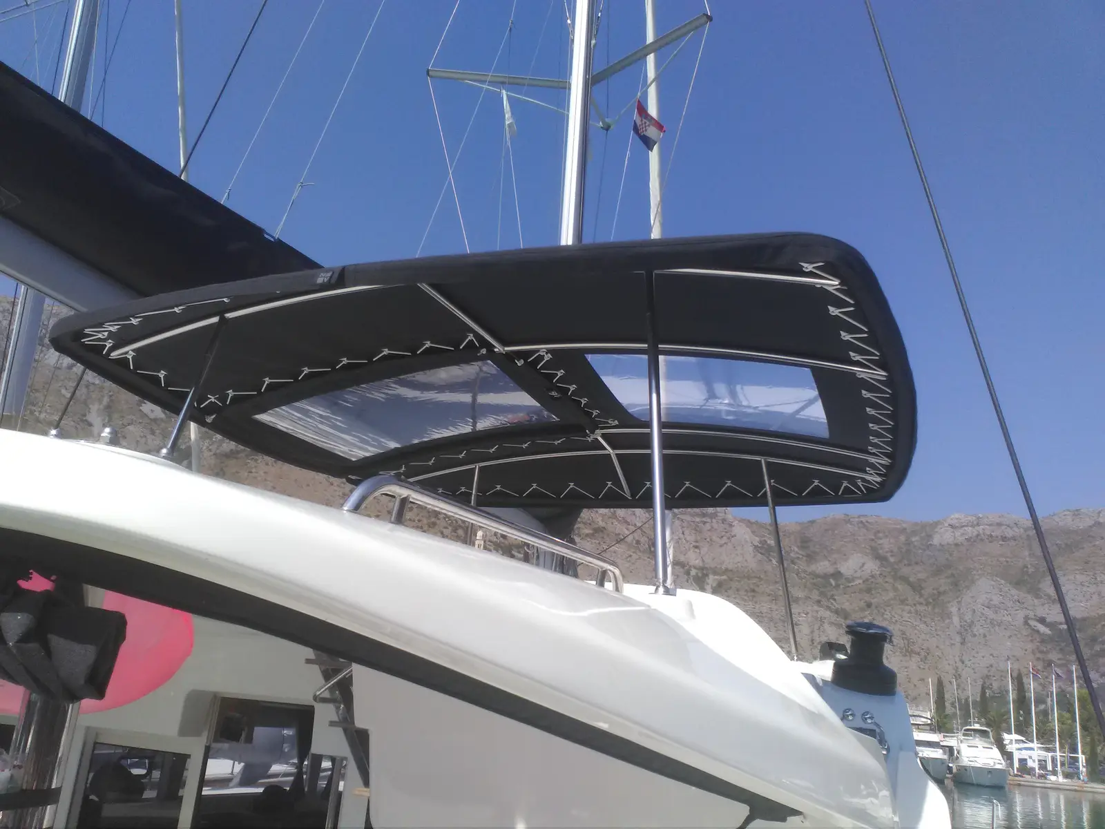 Belle, Bimini