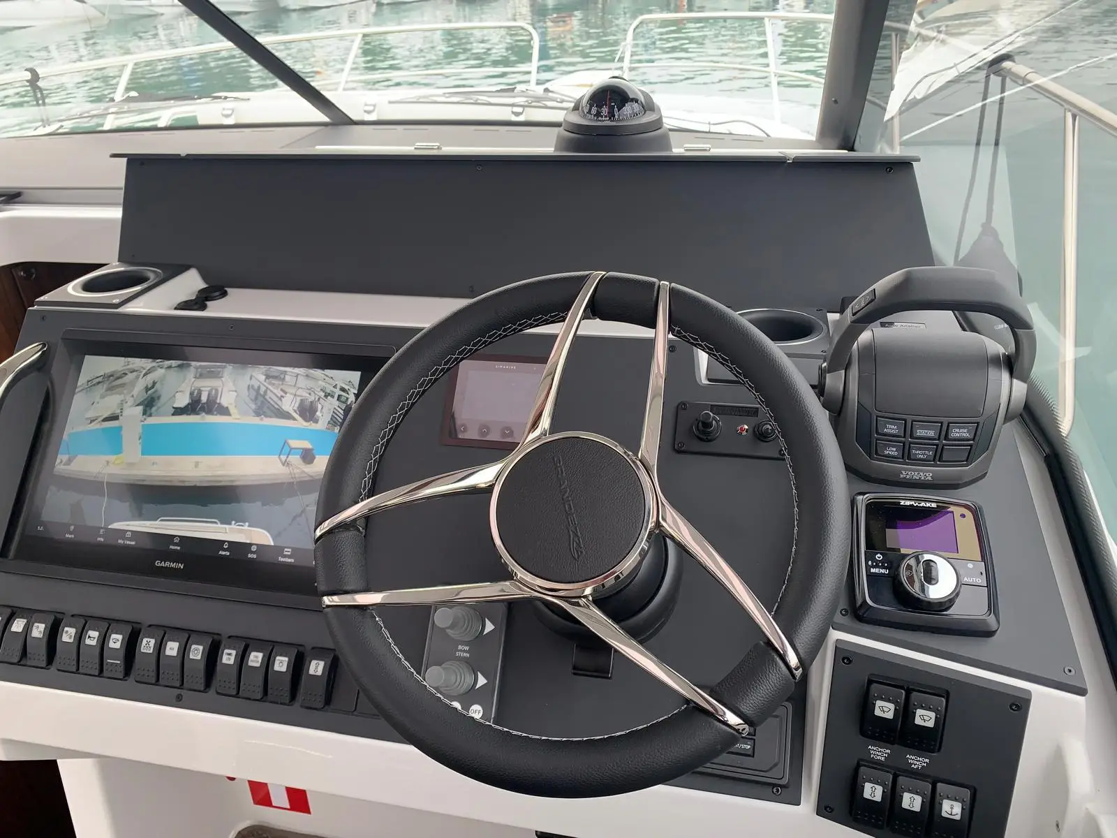 OHANA, steering wheel