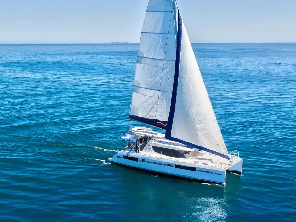 Moorings 4500L/10 Club, Leopard 45