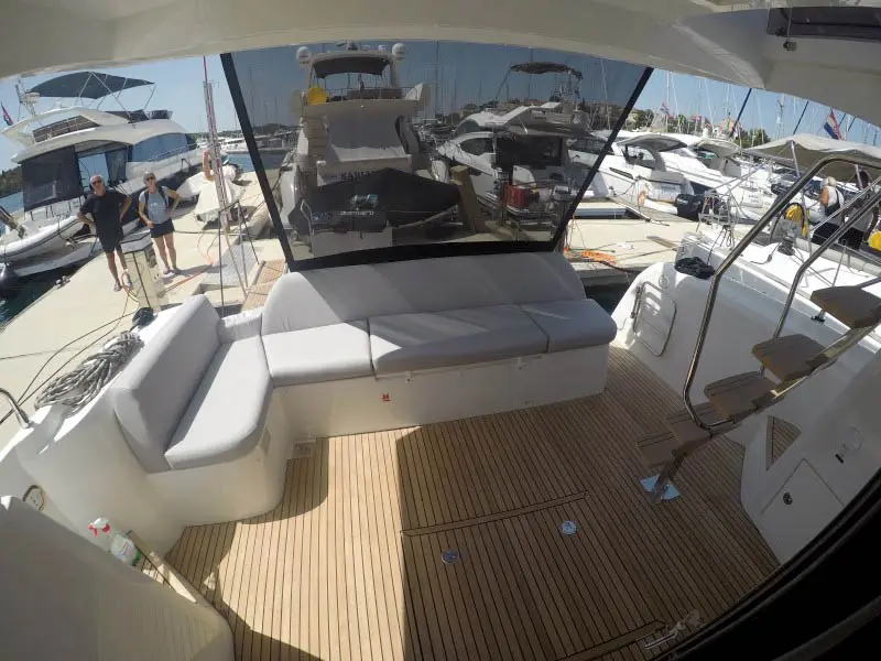 Brigadoon, Prestige 420 Fly