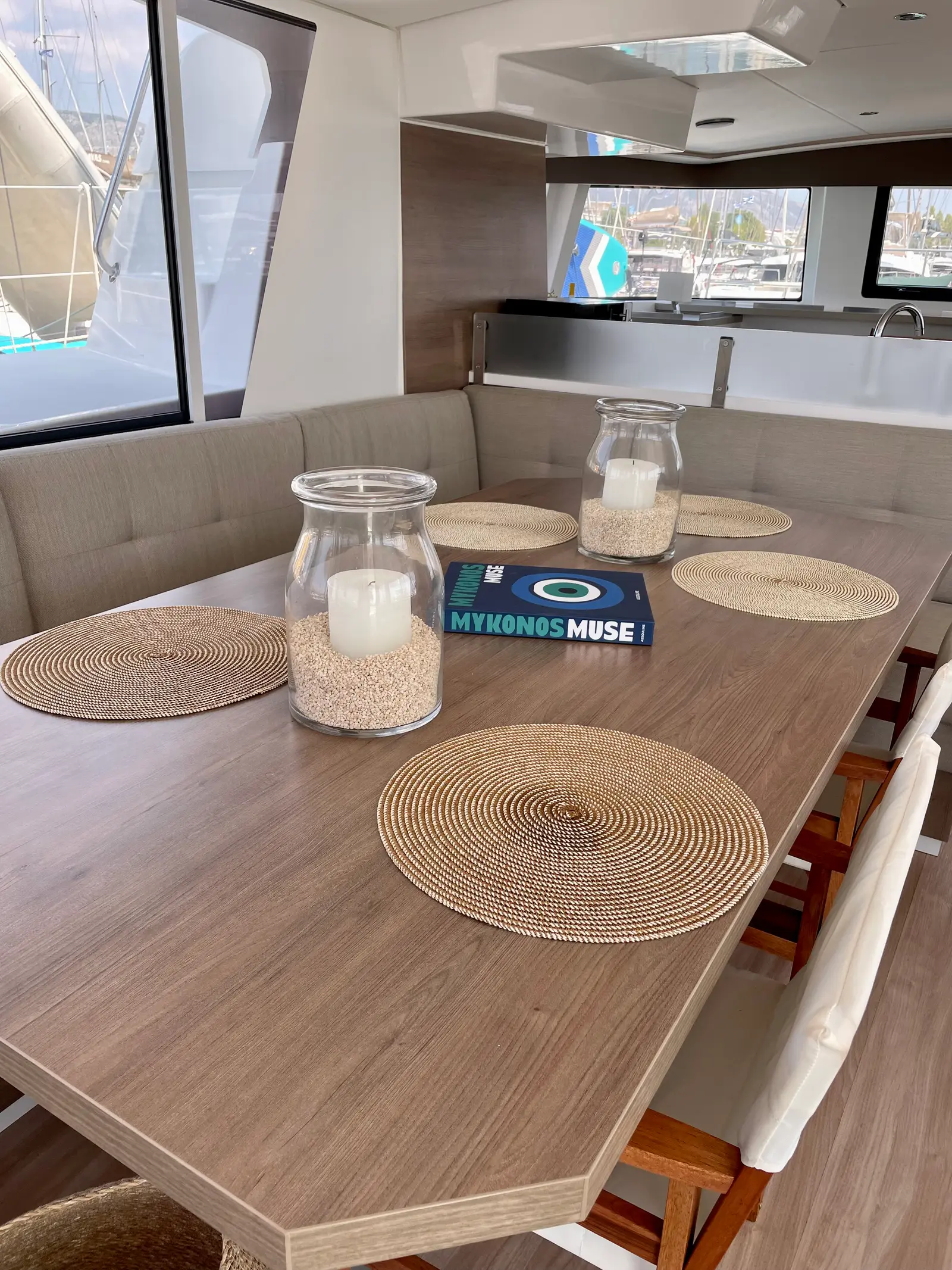 Romar II, photograph 11