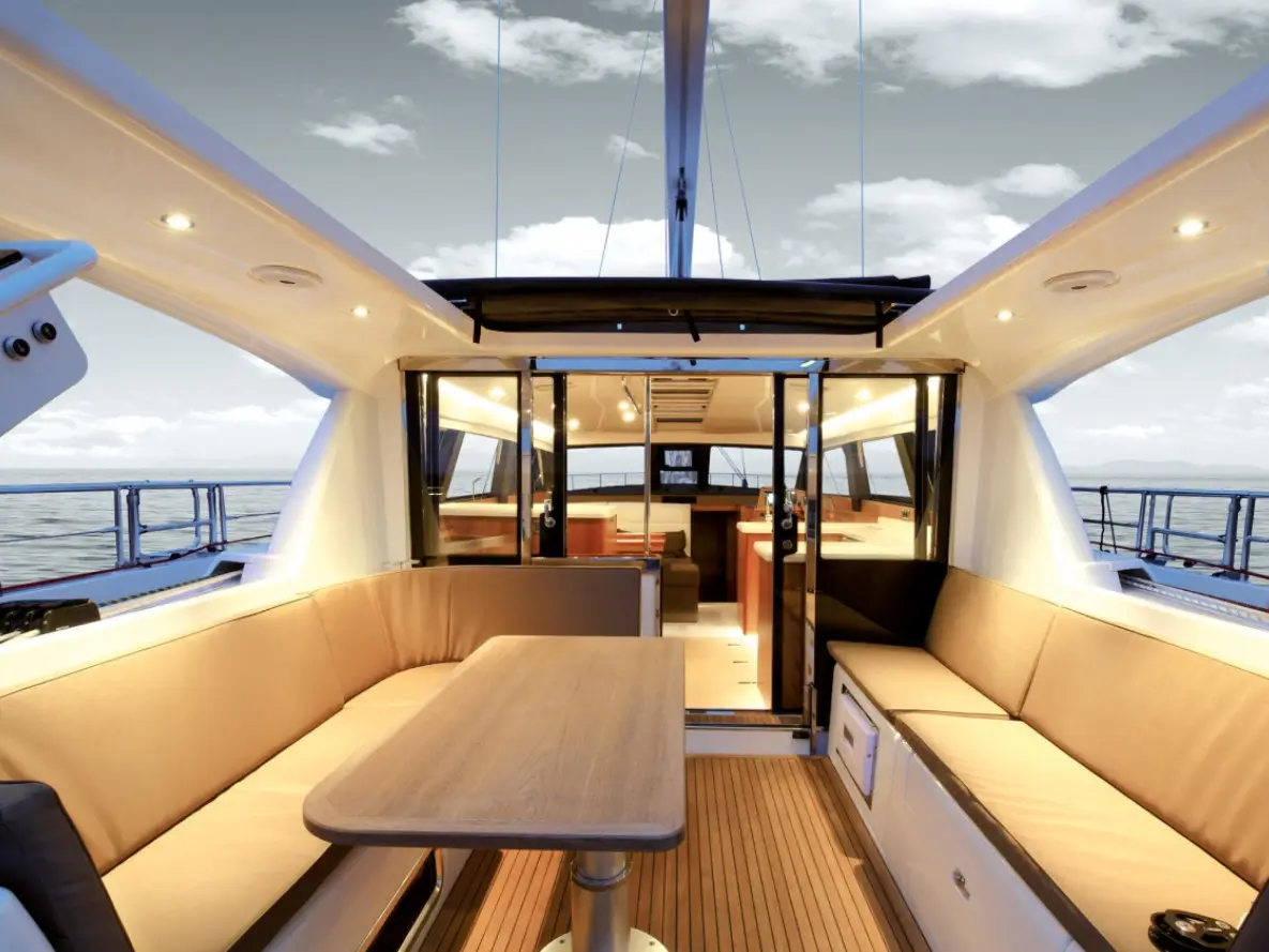Freedom, Interior image