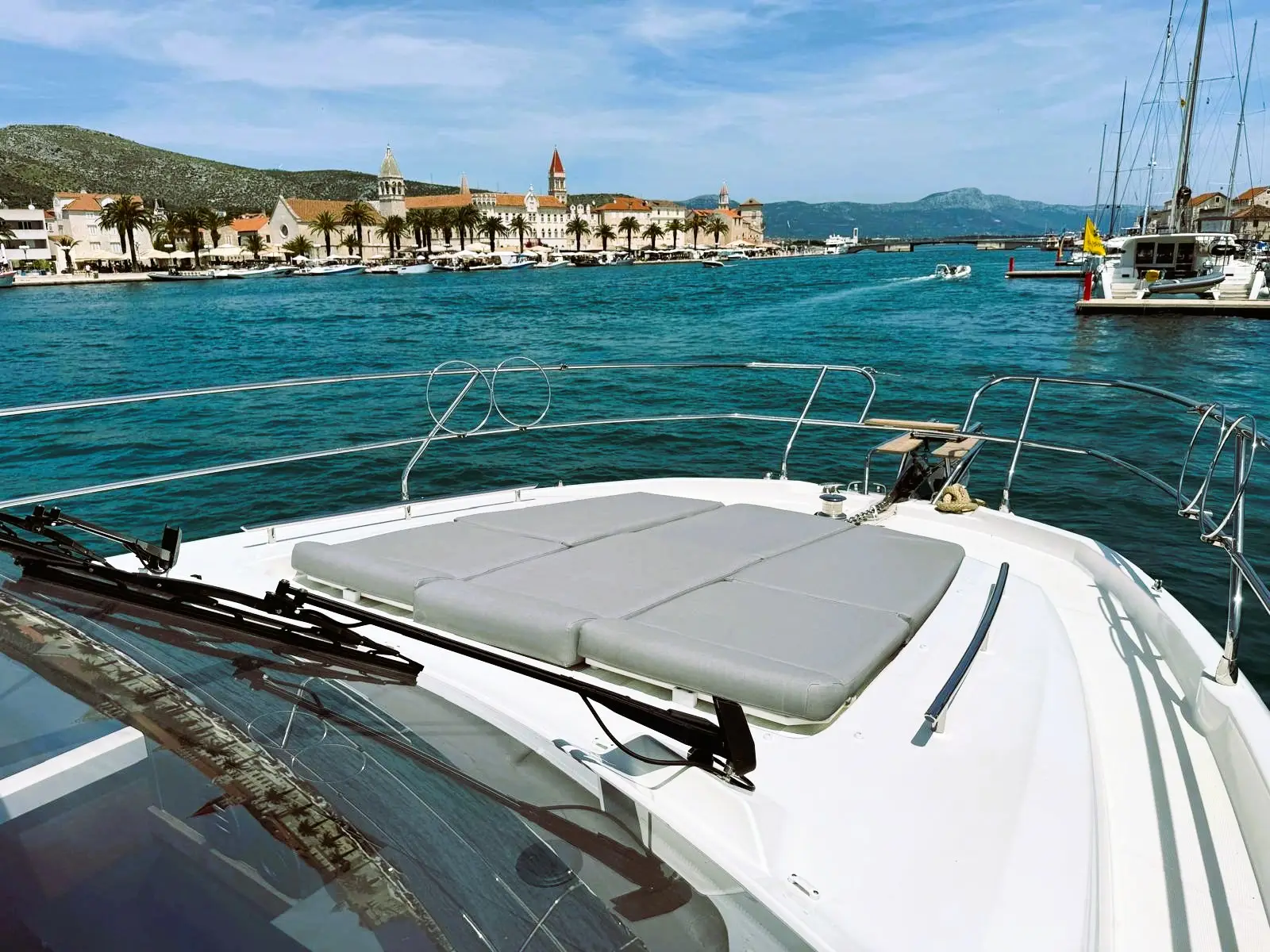 Majabell II, photograph 18