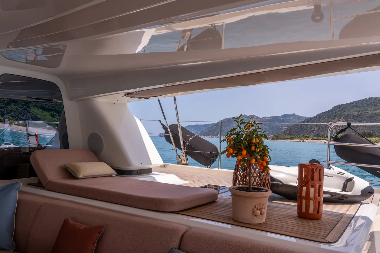 SAILUXE - Gloria, Cockpit