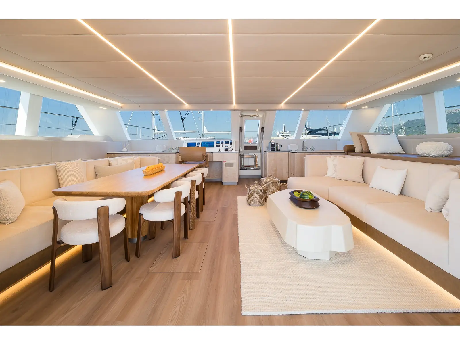 SHIREEN , Interior image