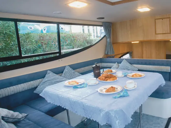 Magnifique - Comfort 23, Interior image