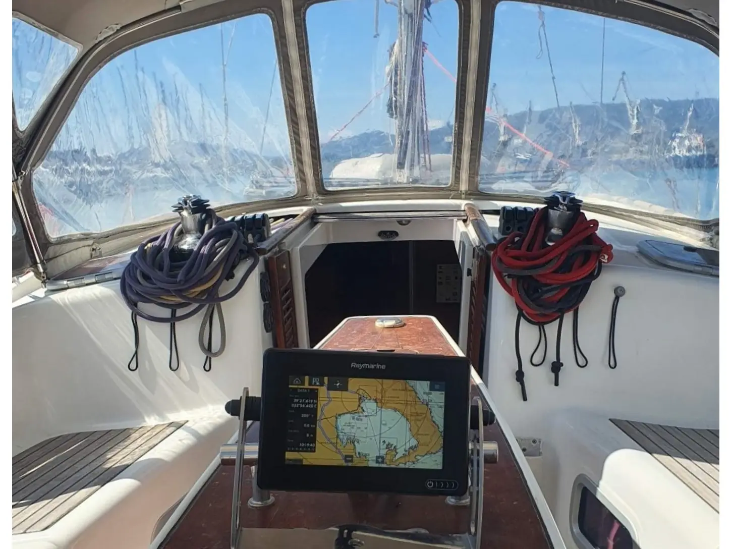 Anassa, Oceanis 40