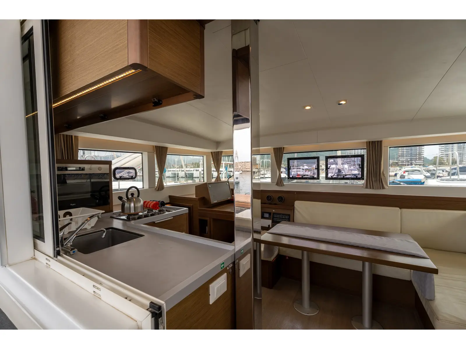 Mascalzone Lametino - Standard line, Interior image